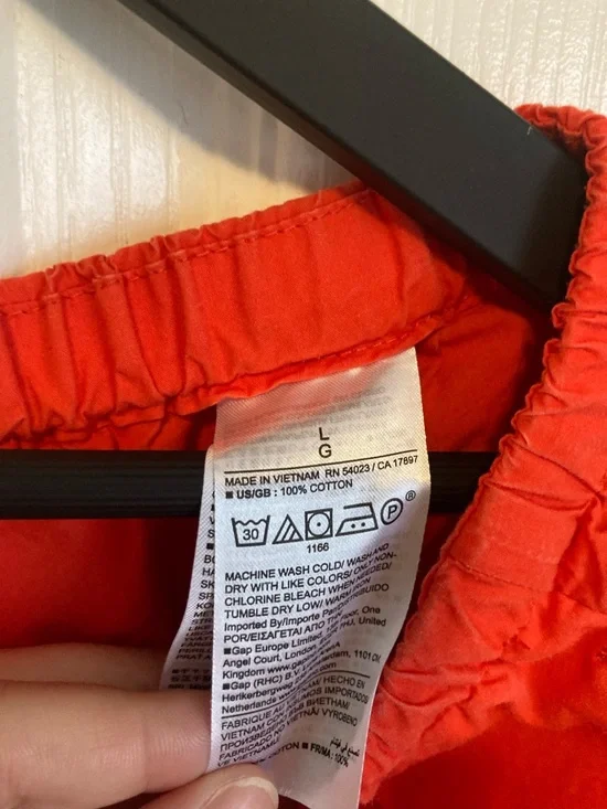 Banana Republic bright red cotton drawstring pants - Picture 3 of 3